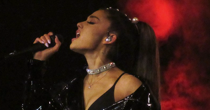 ariana grande sweet like candy review feature image