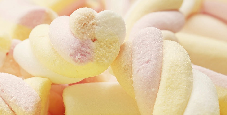 pink sugar perfume review feature